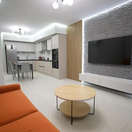 Azure Sea Apartment Sarandë